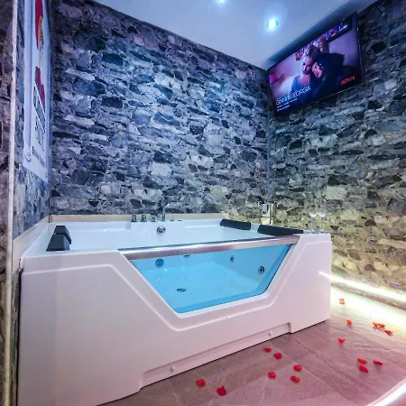 Konukevi Il Gladiatore